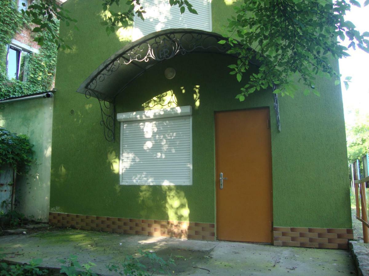 Domik S Saunoy Na Ogiyenko Apartman Kamjanyi Potoki Kültér fotó