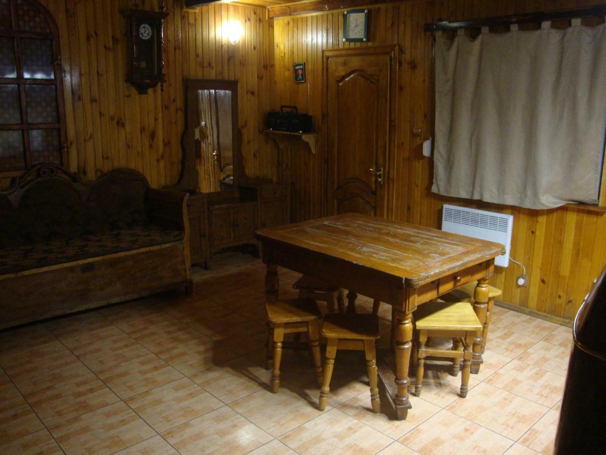 Domik S Saunoy Na Ogiyenko Apartman Kamjanyi Potoki Kültér fotó